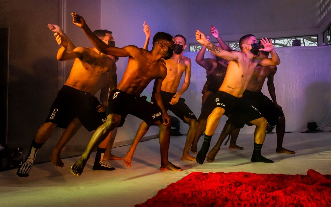 Clarín Cia de Dança apresenta espetáculo “ou 9 ou 80” no Centro Cultural da Juventude